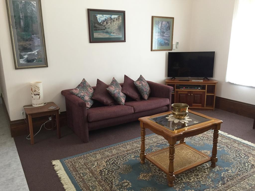 Aarn House B&B Airport Accommodation Perth Exteriér fotografie